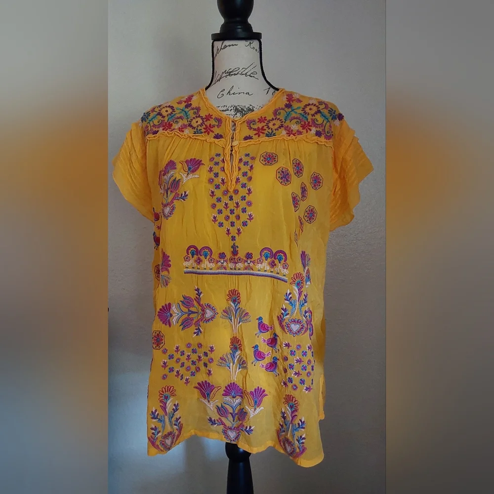 NEW JOHNNY WAS LAFARET Yellow Embroidered Blouse, Short Sleeve, size L - Picture 5 of 14